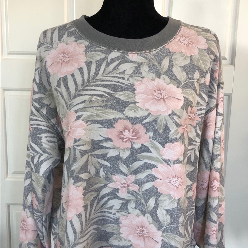 Floral sweatshirt